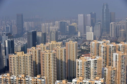 7月房地產(chǎn)貶值潮降臨，購房者該不該買房？曹德旺暗示行業(yè)變革